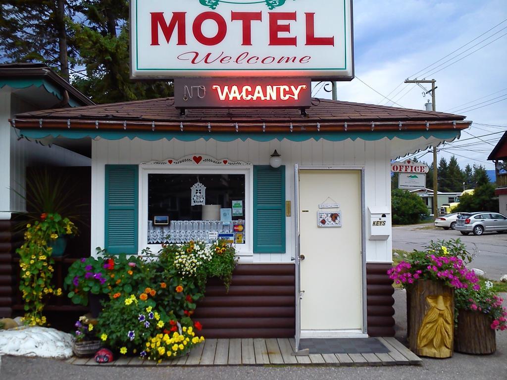 Lido Motel Radium Hot Springs Exterior photo